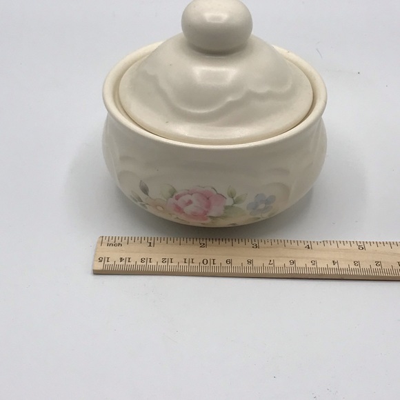 Vintage Pfaltzgraff Tea Rose sugar and creamer beige with pink roses. - Picture 4 of 8